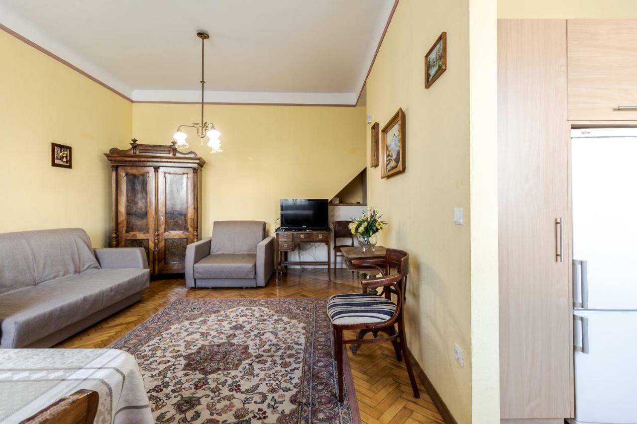 George Apartment 리비프 외부 사진